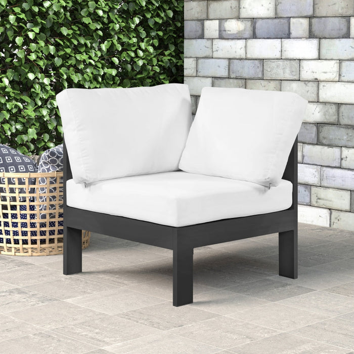 [HOT DEAL] Nizuc Fabric / Foam / Aluminum White Outdoor Patio Aluminum Corner Chair
