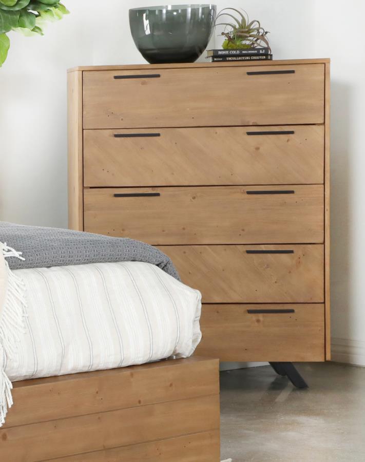 light brown dresser Coaster Taylor 5-Drawer Rectangular Chest Light Honey Brown