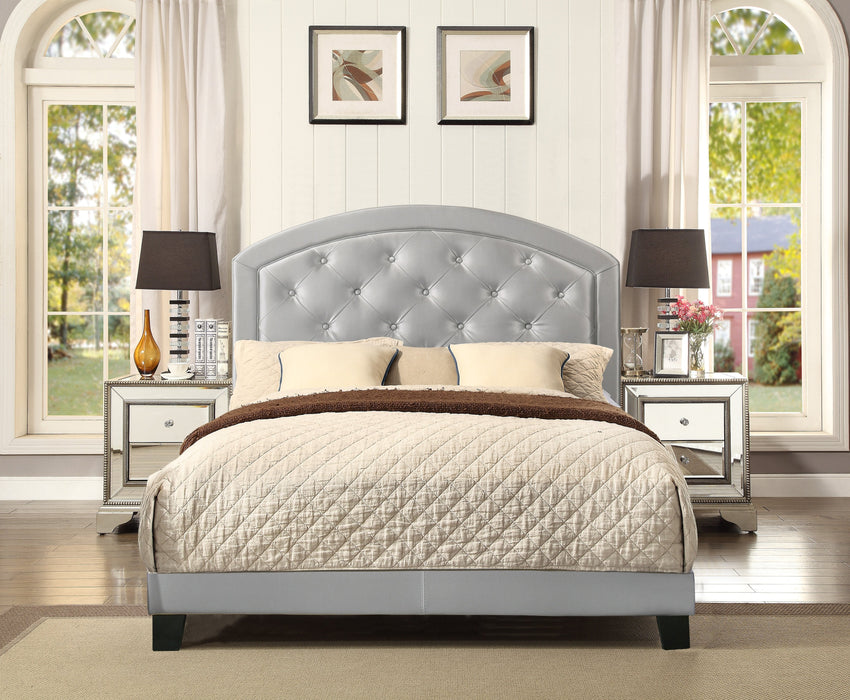 Gaby Silver Full Platform Bed - Lara Furniture