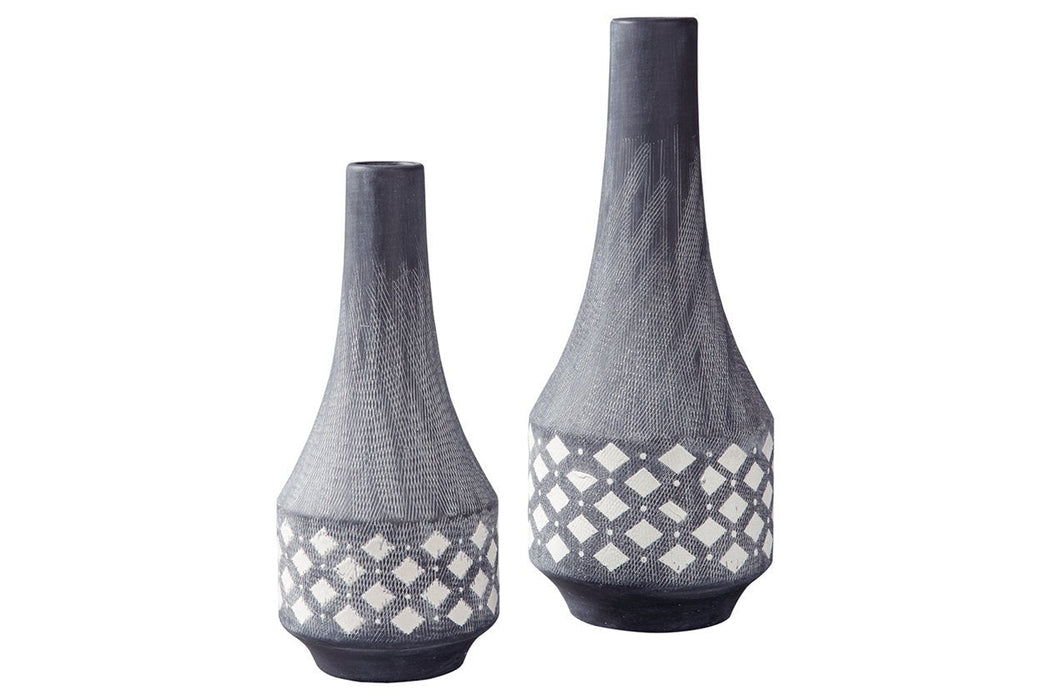 Dornitilla Black/White Vase (Set of 2) - Lara Furniture