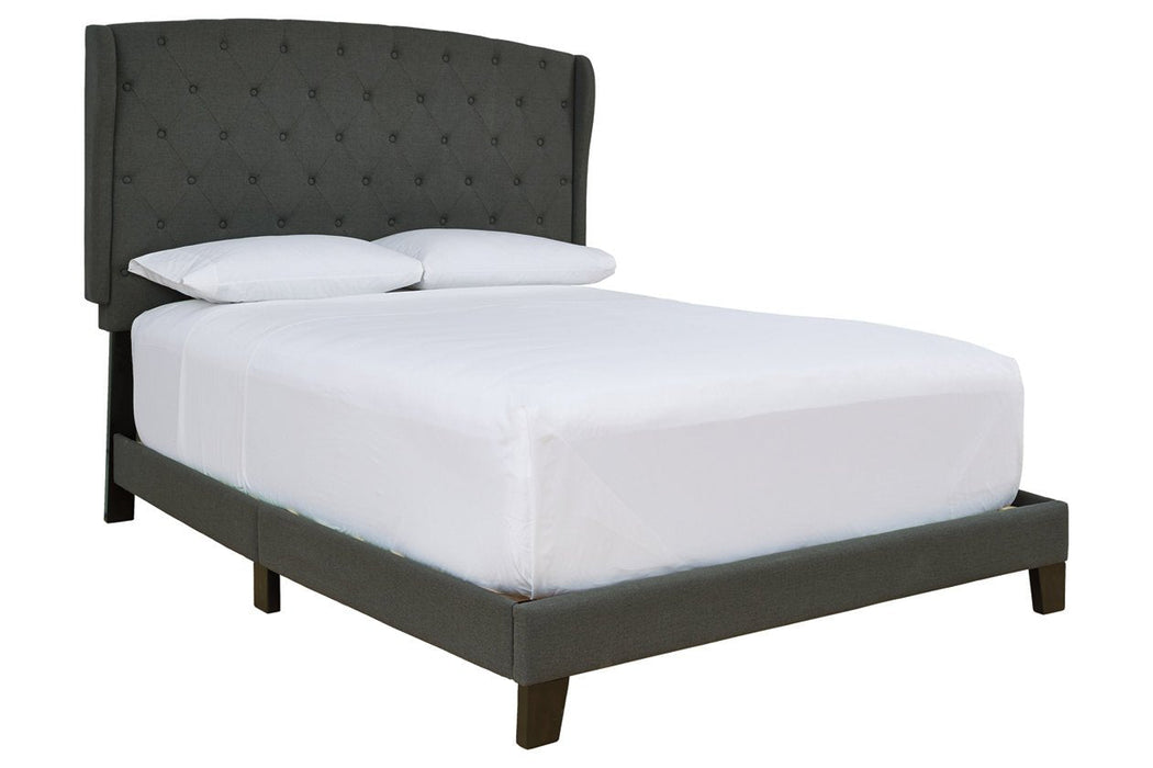 Vintasso Charcoal Queen Upholstered Bed - Lara Furniture