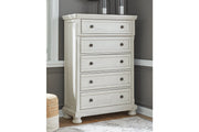 Robbinsdale Antique White Chest of Drawers - Lara FurnitureChest
