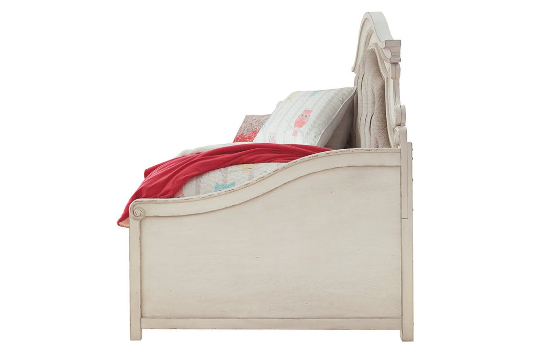 Realyn Chipped White Twin Day Bed - Lara Furniture