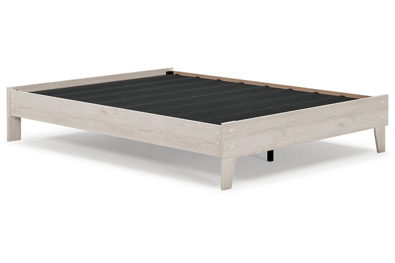 Socalle Natural Queen Platform Bed - Lara FurnitureQueen Bed