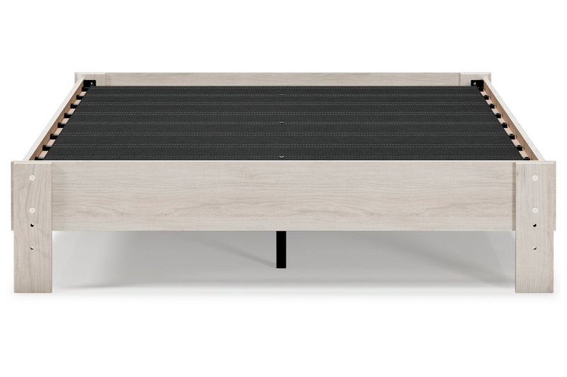 Socalle Natural Queen Platform Bed - Lara FurnitureQueen Bed