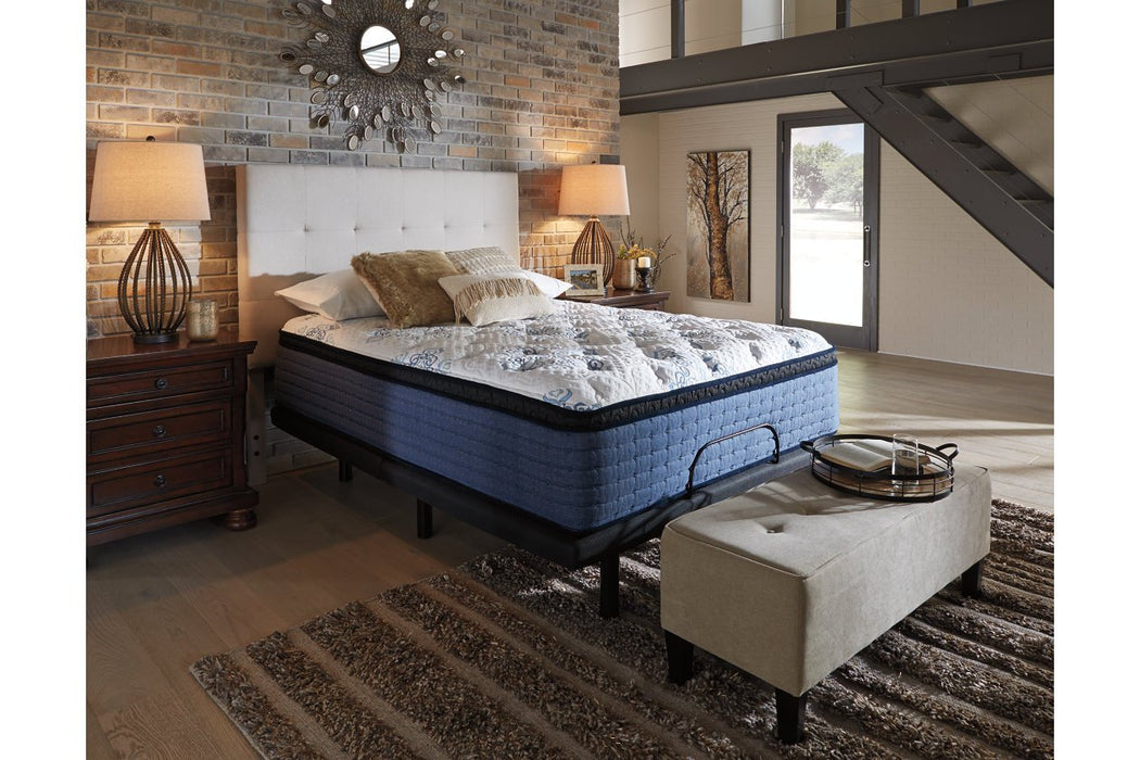 Mt Dana Euro Top White Queen Mattress — Lara Furniture