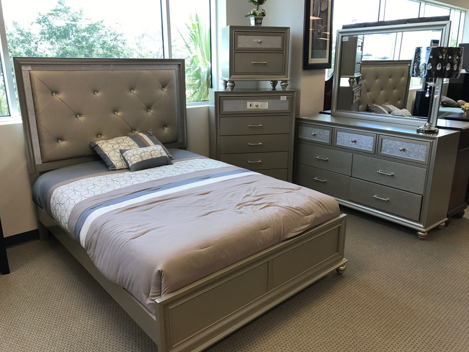 Lila Champagne Panel Bedroom Set - Lara Furniture