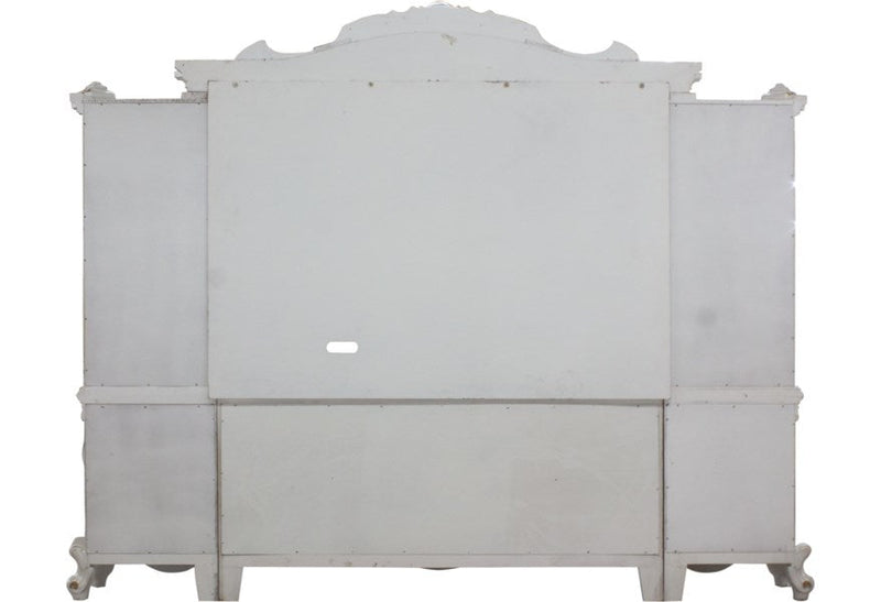 Picardy Entertainment Center
